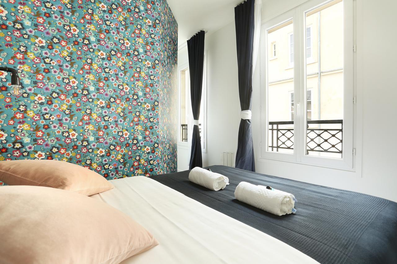 Rent A Room - Residence Meslay Paris Exterior photo